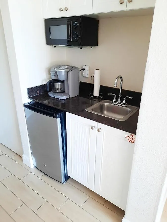 Апартаменты Lovely Sandestin Resort Studio With Balcony And Sunset View