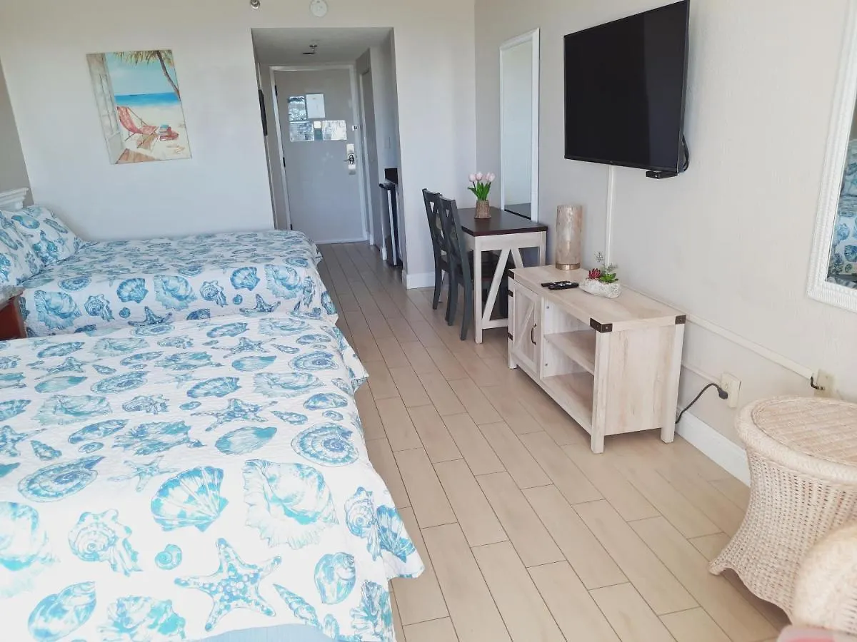 Апартаменты Lovely Sandestin Resort Studio With Balcony And Sunset View